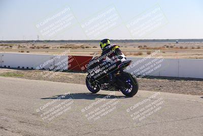 media/Nov-03-2025-Lets Ride (Mon) [[4d74c1c4d3]]/A Group/Grid/